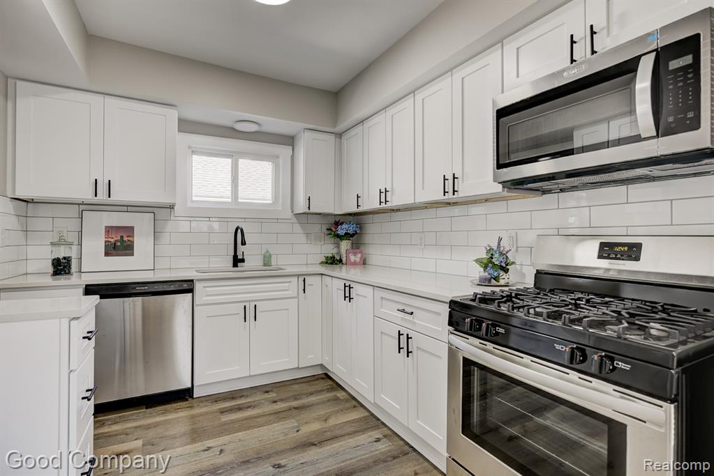 7276 Packard Avenue, Warren, MI 48091 — Photo 9