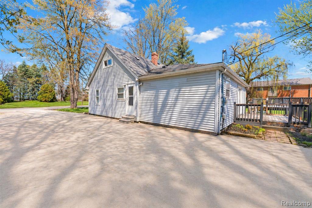 36845 Sibley Road, New Boston, MI 48164 — Photo 5