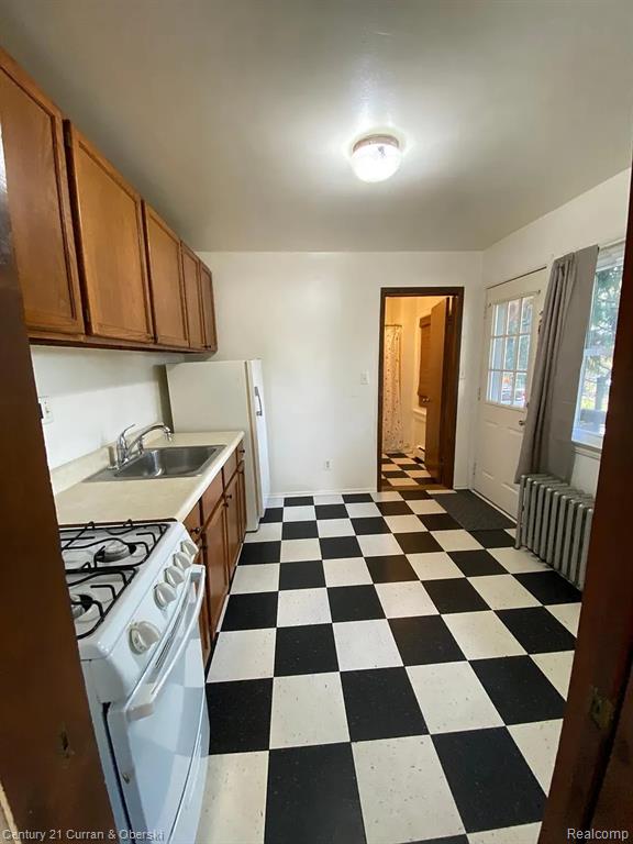 767 Riverbank #2 Street, Wyandotte, MI 48192 — Photo 11