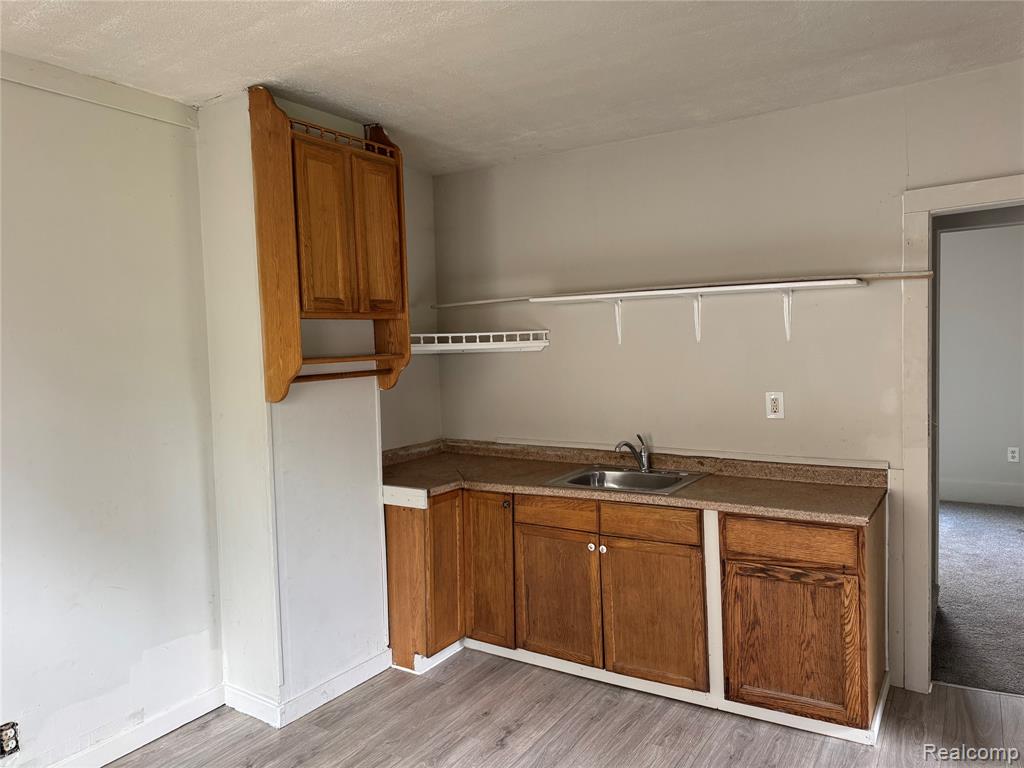 6490 Rosemont Avenue, Detroit, MI 48228 — Photo 6