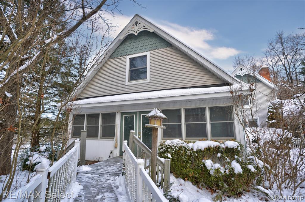 9710 Rattalee Lake Road, Clarkston, MI 48348 — Photo 48