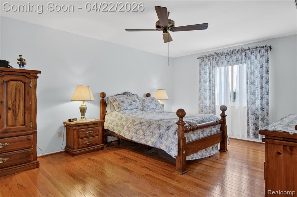 44226 Harsdale Drive, Canton, MI 48187 — Photo 33
