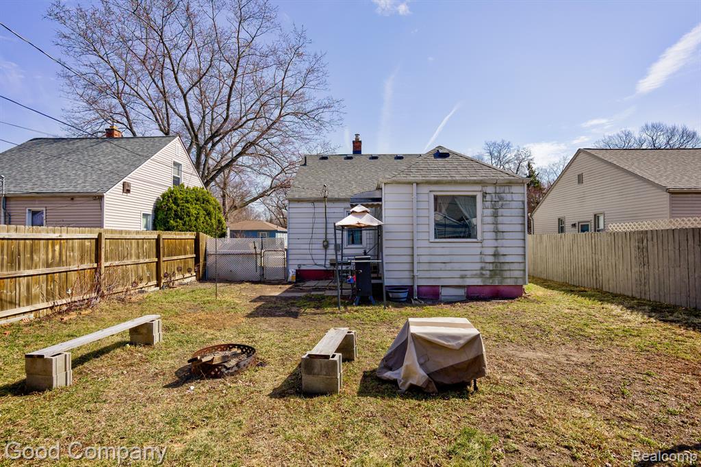 657 ALLEN Street, Ferndale, MI 48220 — Photo 27