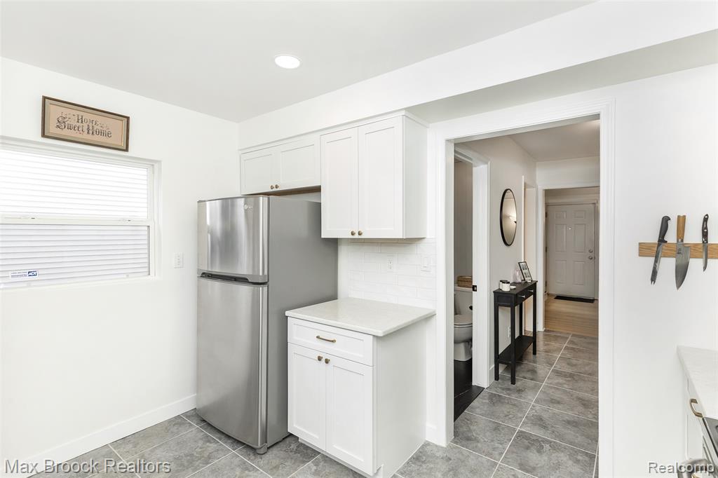 430 N Altadena Avenue, Royal Oak, MI 48067 — Photo 15