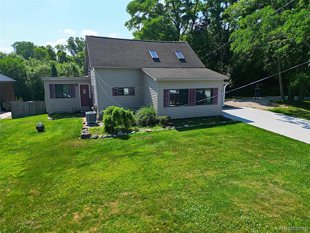 412 E Shore Drive, Whitmore Lake, MI 48189 — Photo 6