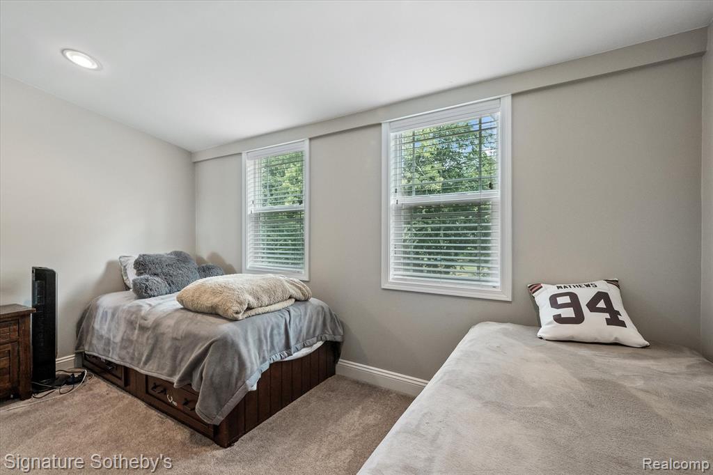415 HILLWOOD, White Lake, MI 48383 — Photo 19
