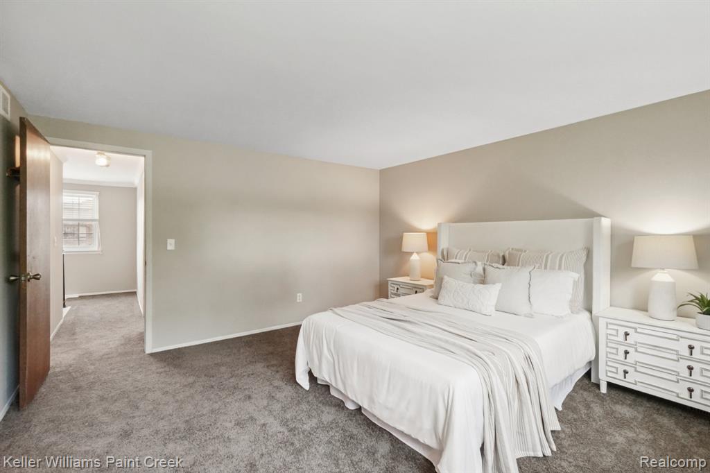19610 Raleigh Circle N, Southfield, MI 48076 — Photo 23