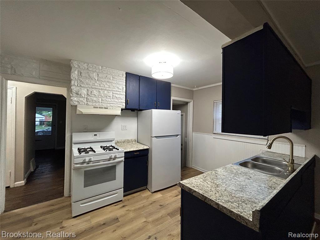 7243 Dacosta, Redford, MI 48239 — Photo 15