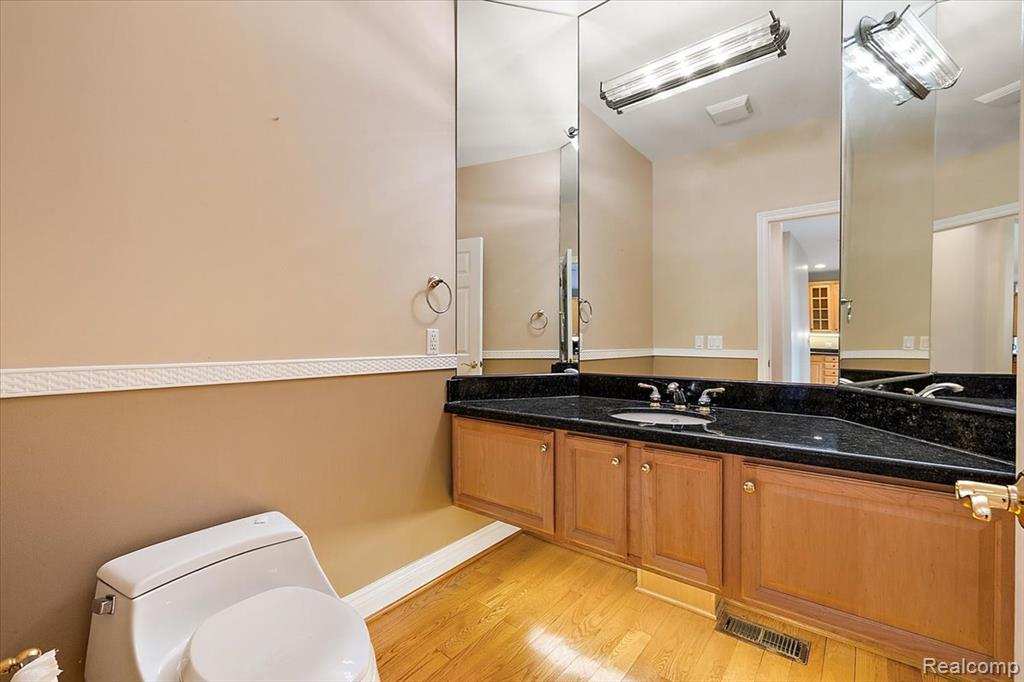 3725 Mountain Laurel Court, Oakland, MI — Photo 23