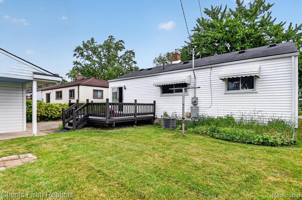 873 Schuman Street, Garden City, MI — Photo 24