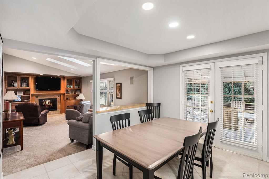 47212 Strahan Court, Shelby Twp, MI 48315 — Photo 10