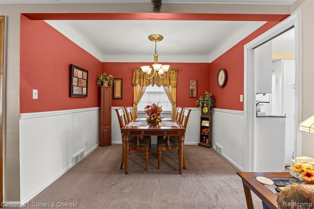9869 Melbourne Avenue, Allen Park, MI 48101 — Photo 6