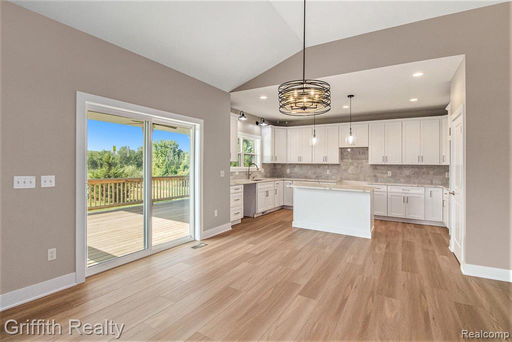 2763 Clivedon Road, Howell, MI 48843 — Photo 9
