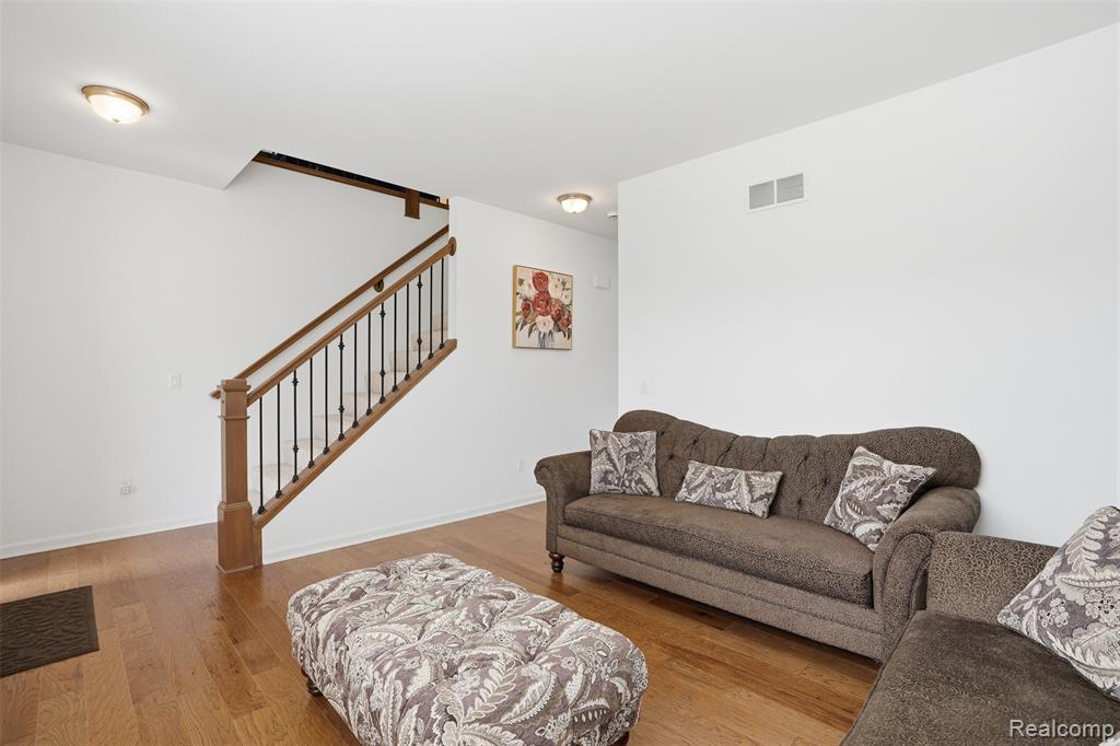 50782 Ross Street, Canton, MI 48187 — Photo 22