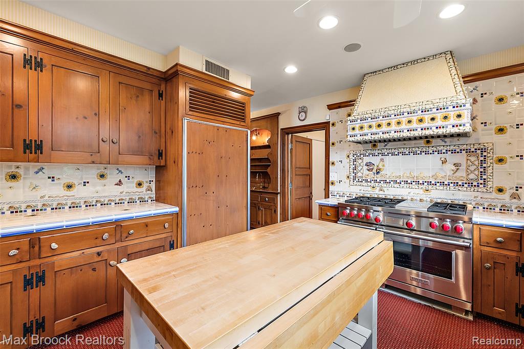 3945 Kirkland Court, Bloomfield Hills, MI 48302 — Photo 15