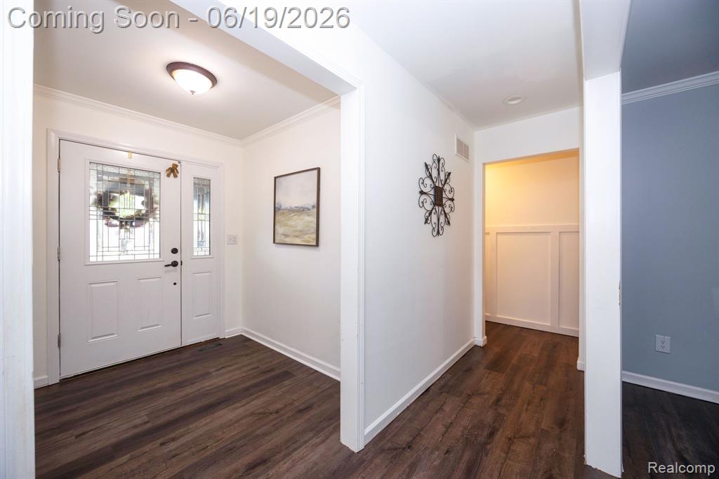 17680 Fox Glen Drive, Riverview, MI 48193 — Photo 18