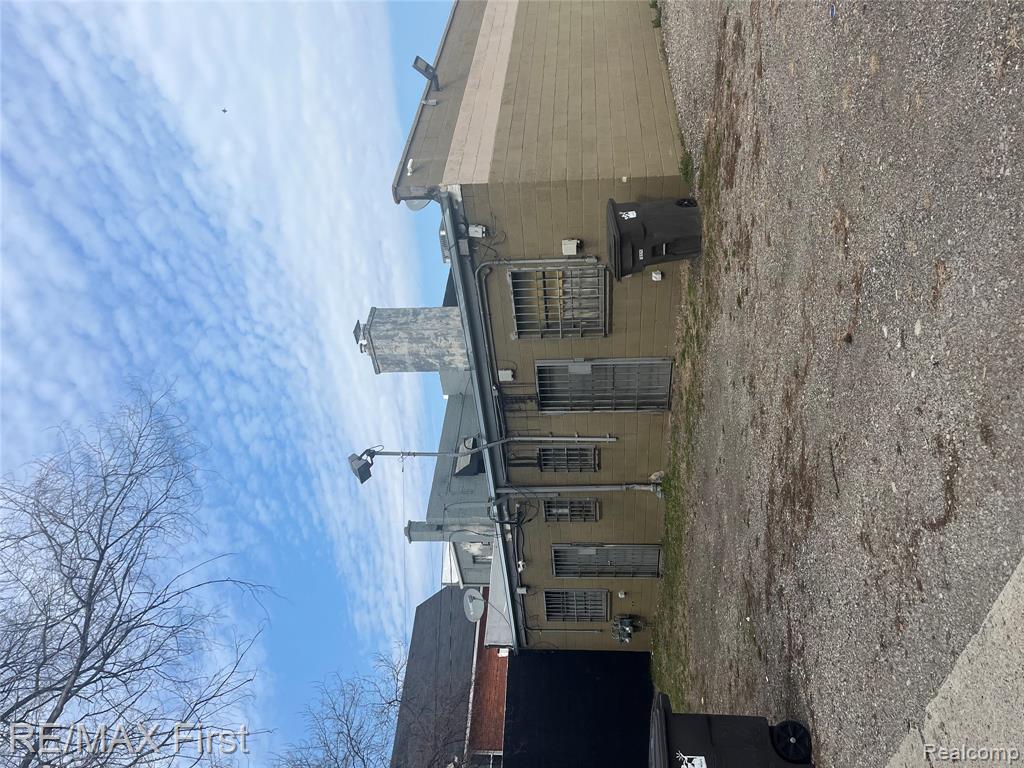 20477 VAN DYKE Street, Detroit, MI 48234 — Photo 21
