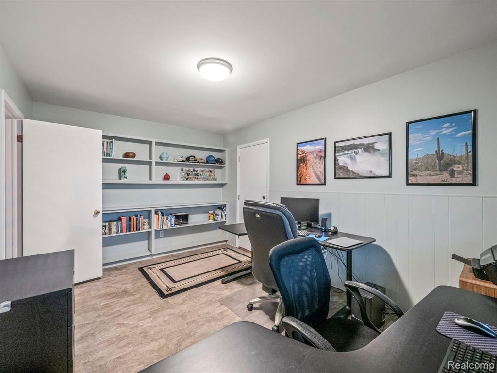 5562 ABINGTON Road, West Bloomfield, MI — Photo 18