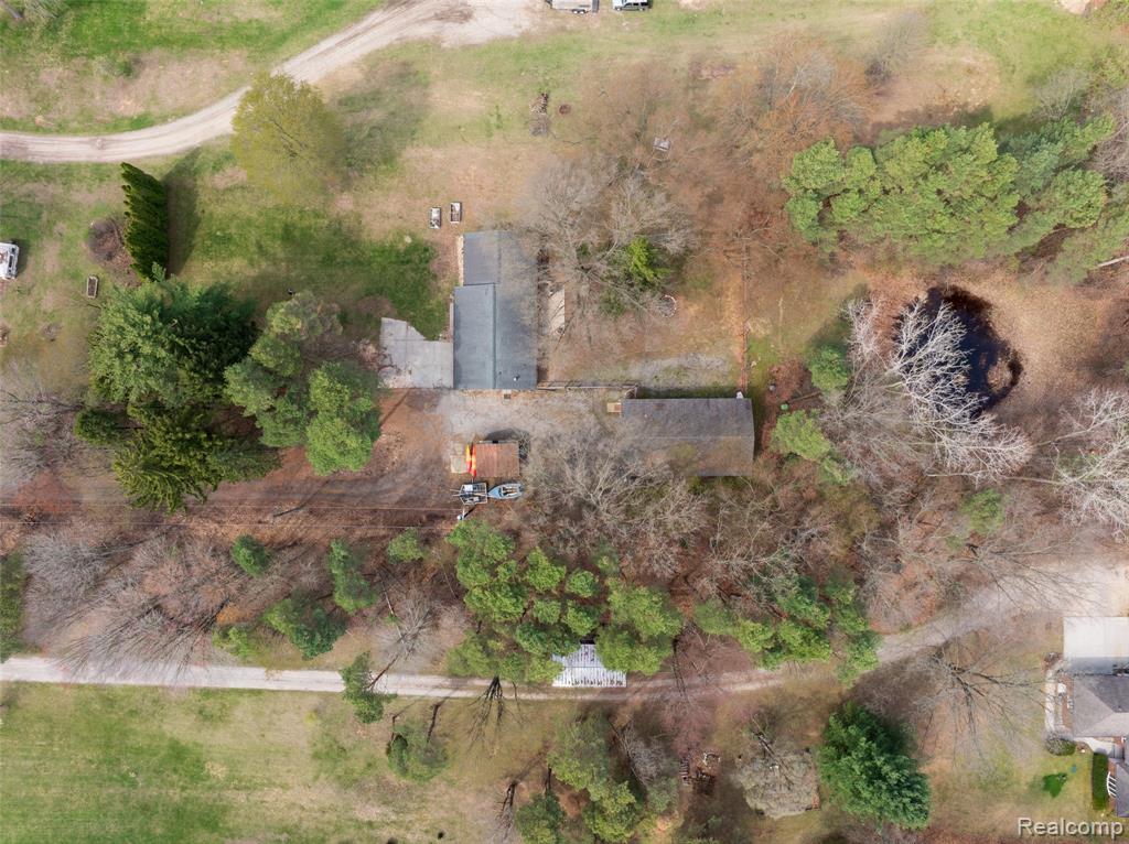 8639 Stone Road, Clay, MI 48001 — Photo 22