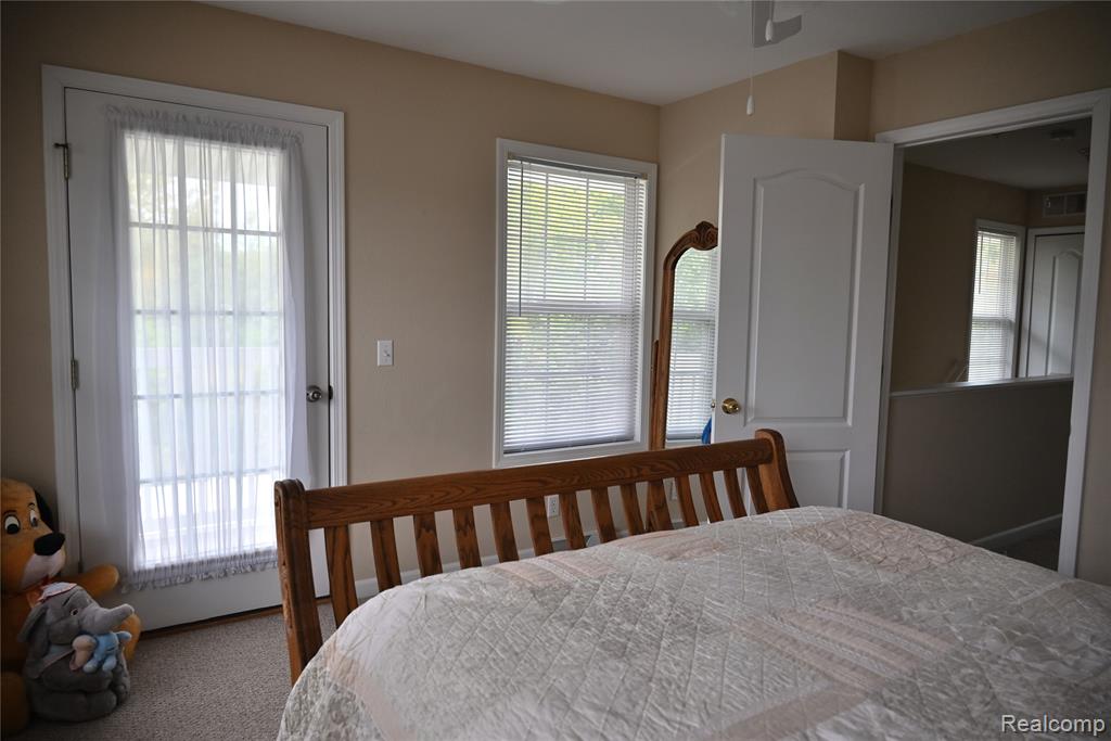 810 Catalina Cove, Luna Pier, MI 48157 — Photo 13