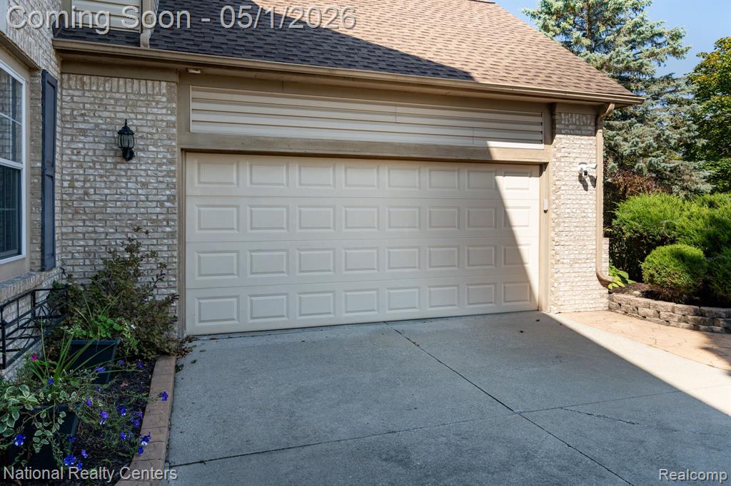 542 Bay Pointe Drive, Oxford, MI 48371 — Photo 4