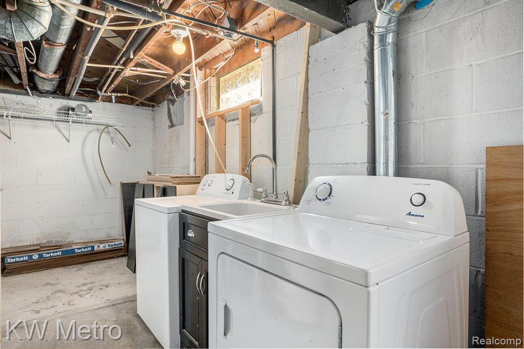 9922 Garfield, Redford, MI 48239 — Photo 20