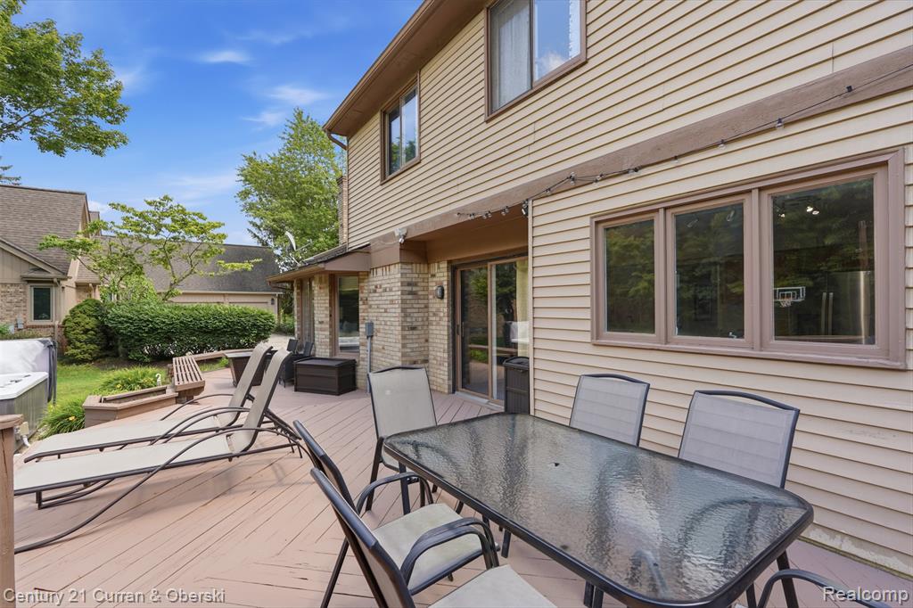 47008 Cider Mill Drive, Novi, MI — Photo 50
