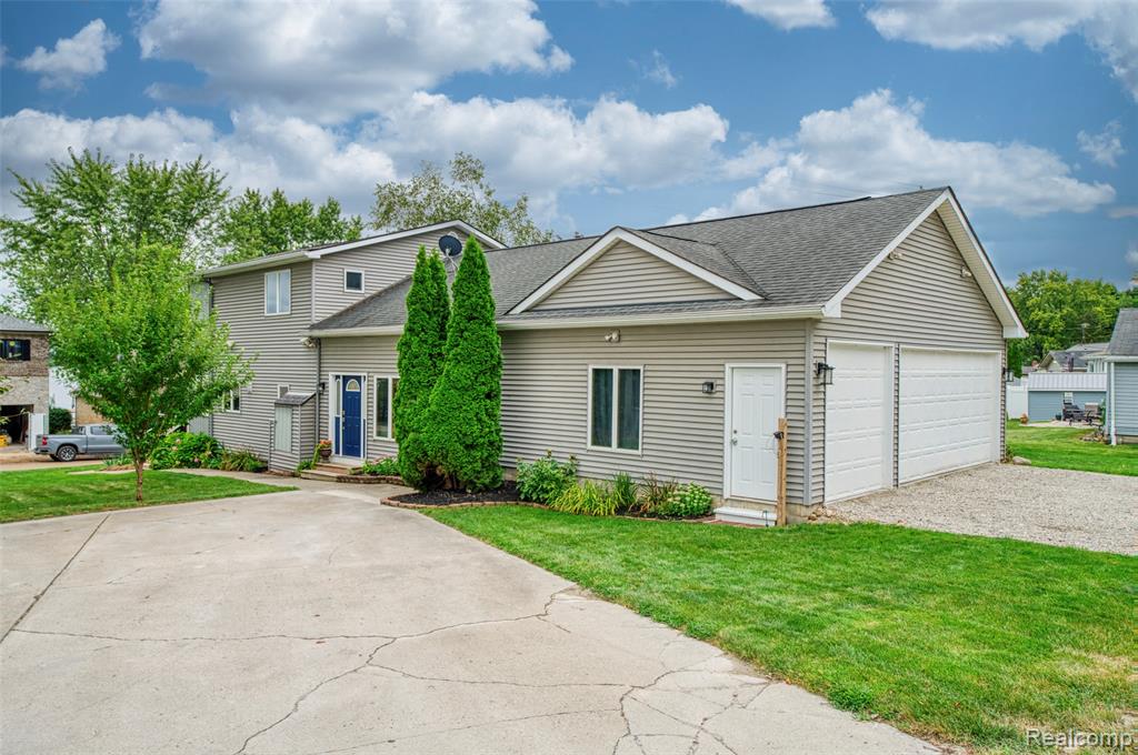 11728 Kenton Drive, Whitmore Lake, MI 48189 — Photo 49
