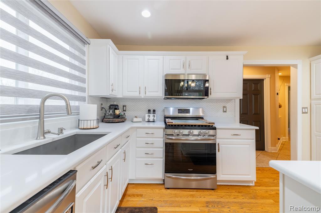 135 Great Pines Drive, Oxford, MI 48371 — Photo 27