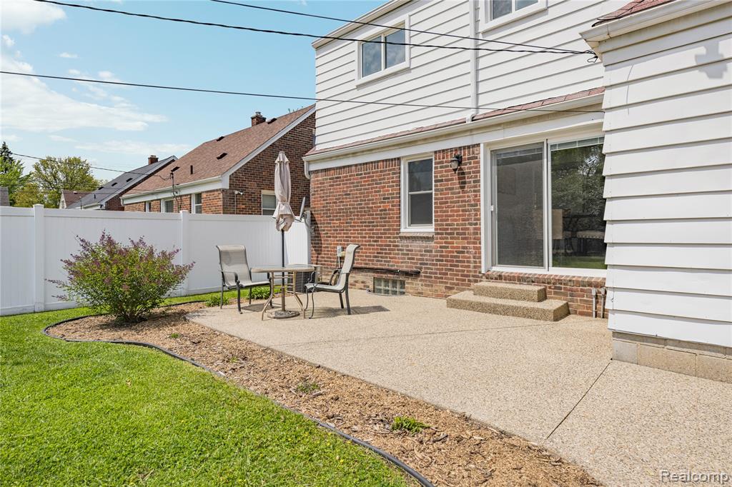 13527 Phelps Street, Southgate, MI 48195 — Photo 52