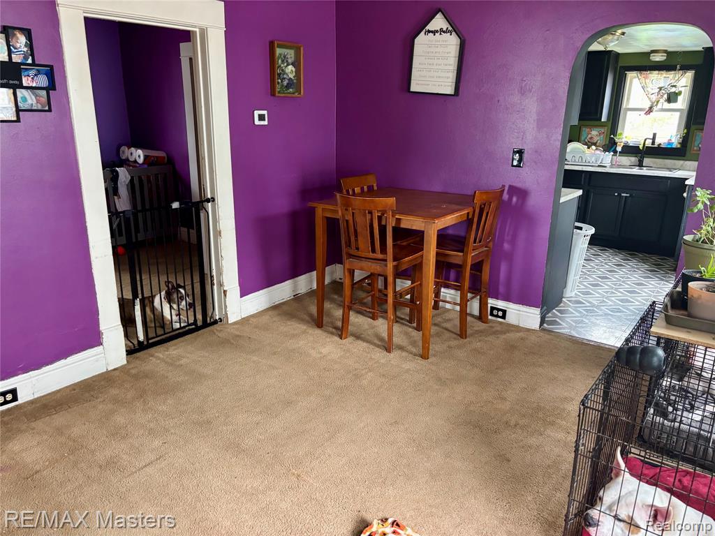 810 E Beecher Street, Adrian, MI 49221 — Photo 8