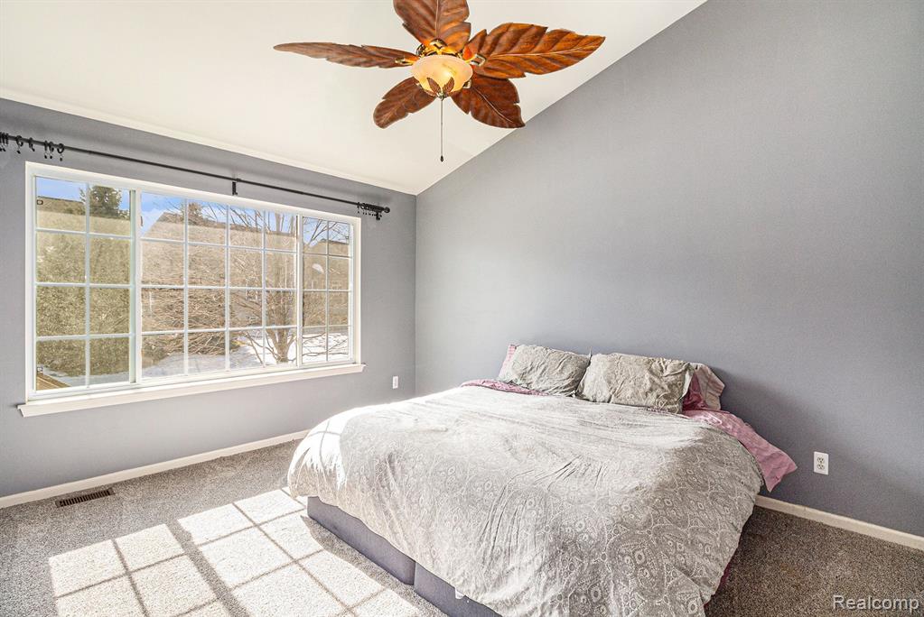 6438 Club Court W, Grand Blanc, MI 48439 — Photo 12
