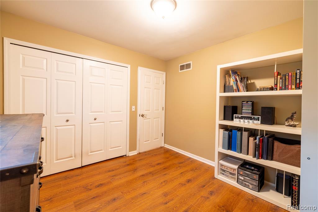 5150 Carroll Lake Road, Commerce Twp, MI 48382 — Photo 14