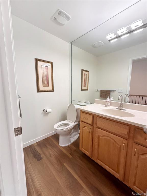 457 LAKE FOREST Road, Rochester Hills, MI 48309 — Photo 9