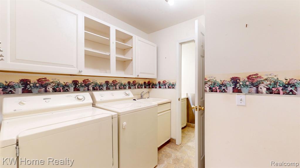 43516 RIVERBEND Boulevard, Clinton Twp, MI 48038 — Photo 19