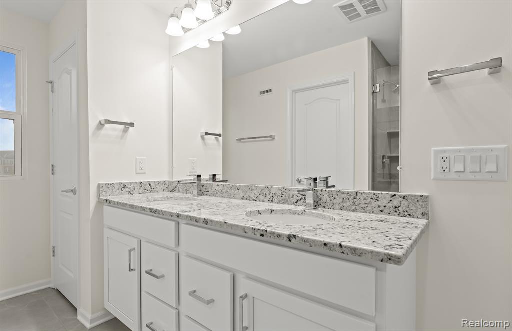 42846 Atwood Avenue, Novi, MI — Photo 23
