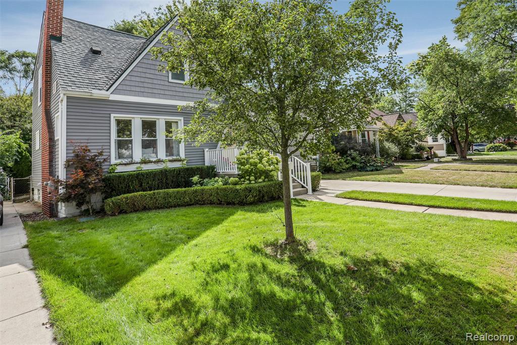 812 N Edison Avenue, Royal Oak, MI 48067 — Photo 3