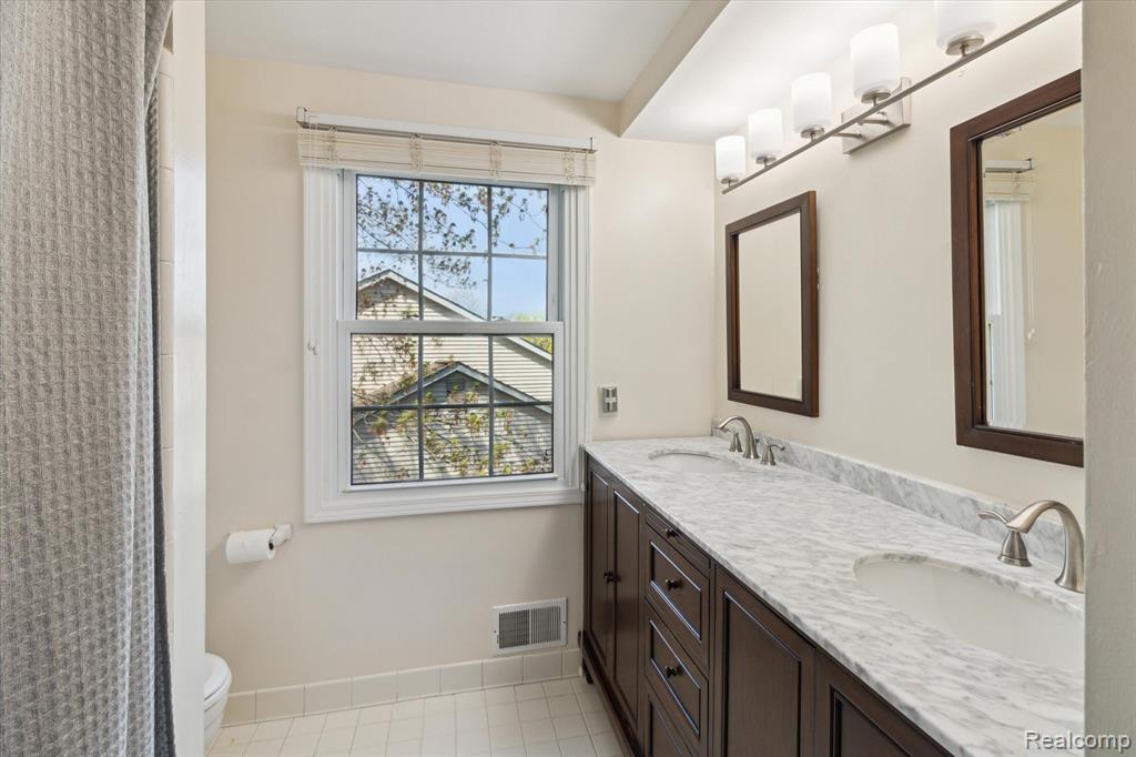 42437 STEEPLEVIEW Street, Northville, MI 48168 — Photo 26
