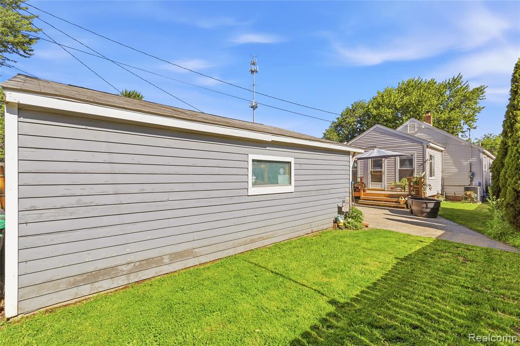 29025 Dawson Street, Garden City, MI — Photo 24