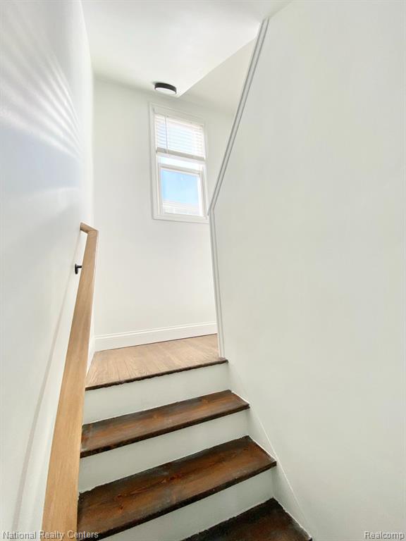 4151 BEDFORD Street, Detroit, MI 48224 — Photo 32