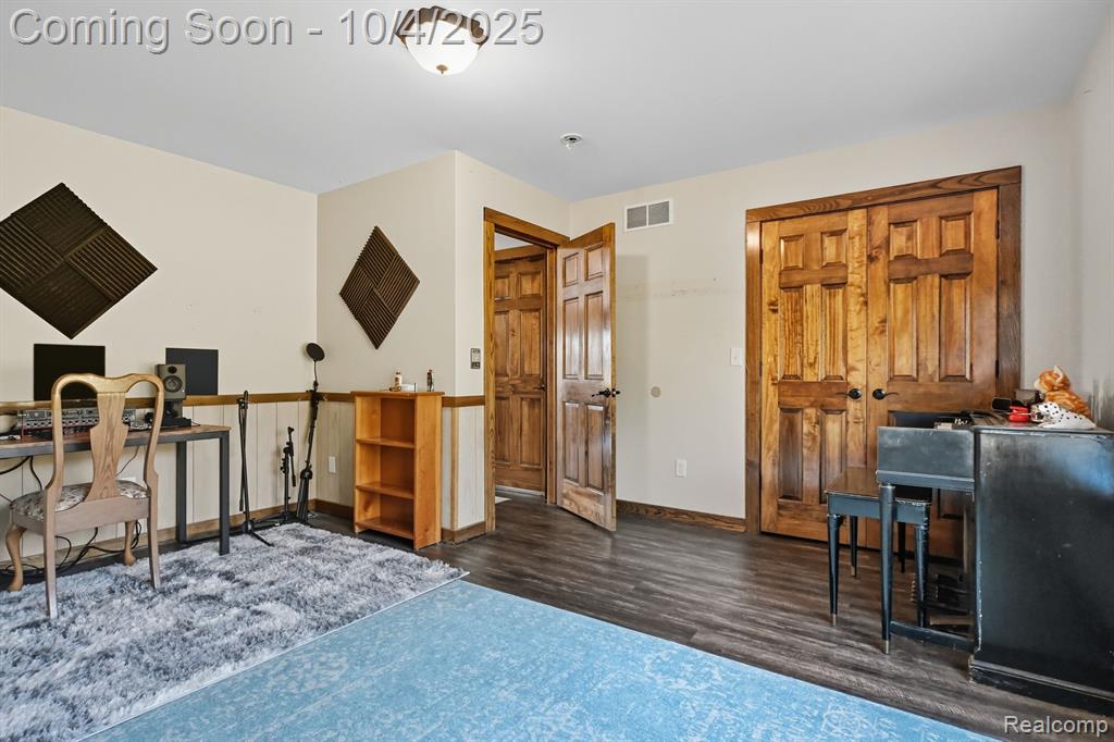 12600 Hibner Road, Hartland, MI 48353 — Photo 24