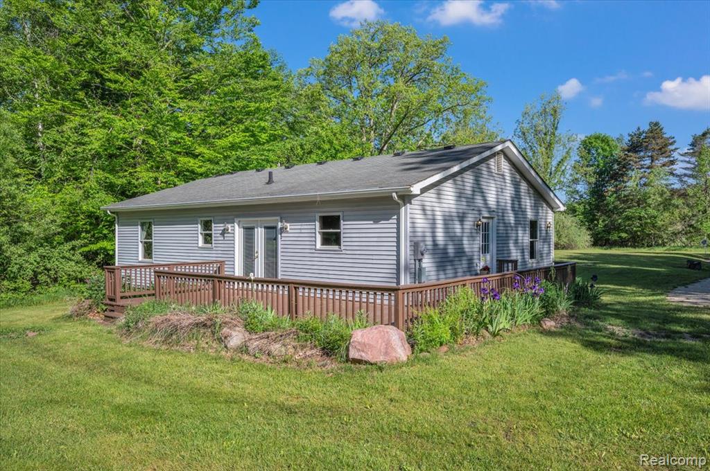 6250 Stine Road, Imlay City, MI 48444 — Photo 14