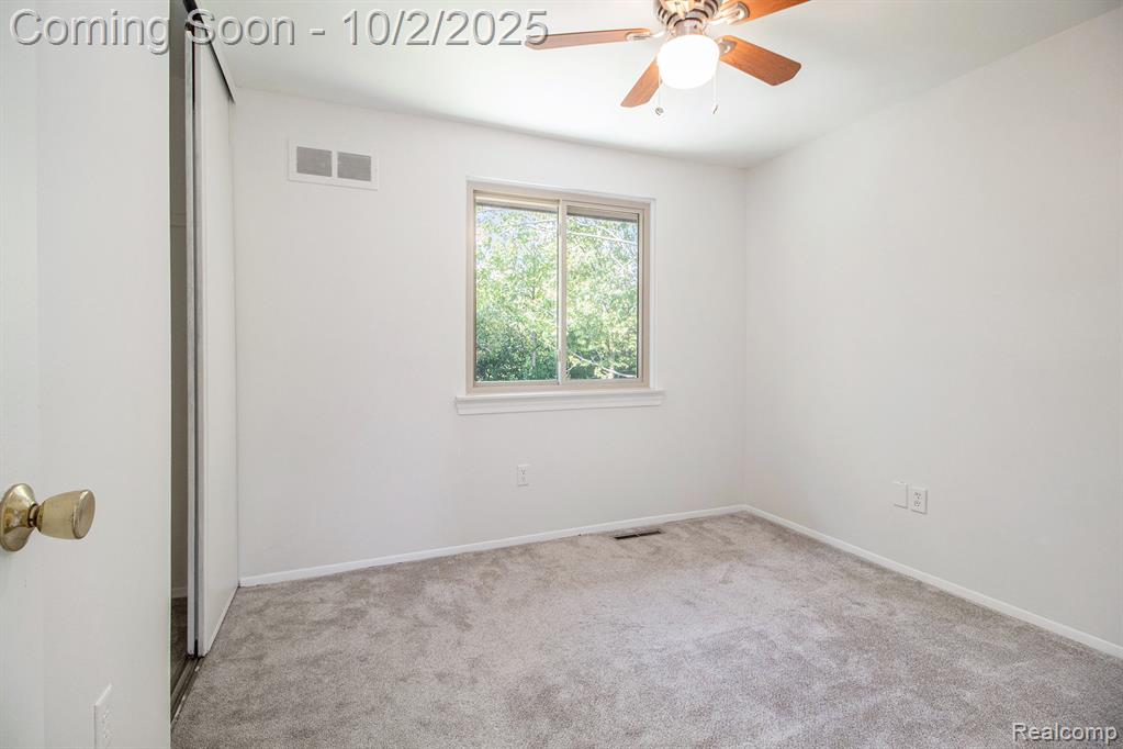 6011 Beaufort Drive, Canton, MI 48187 — Photo 11