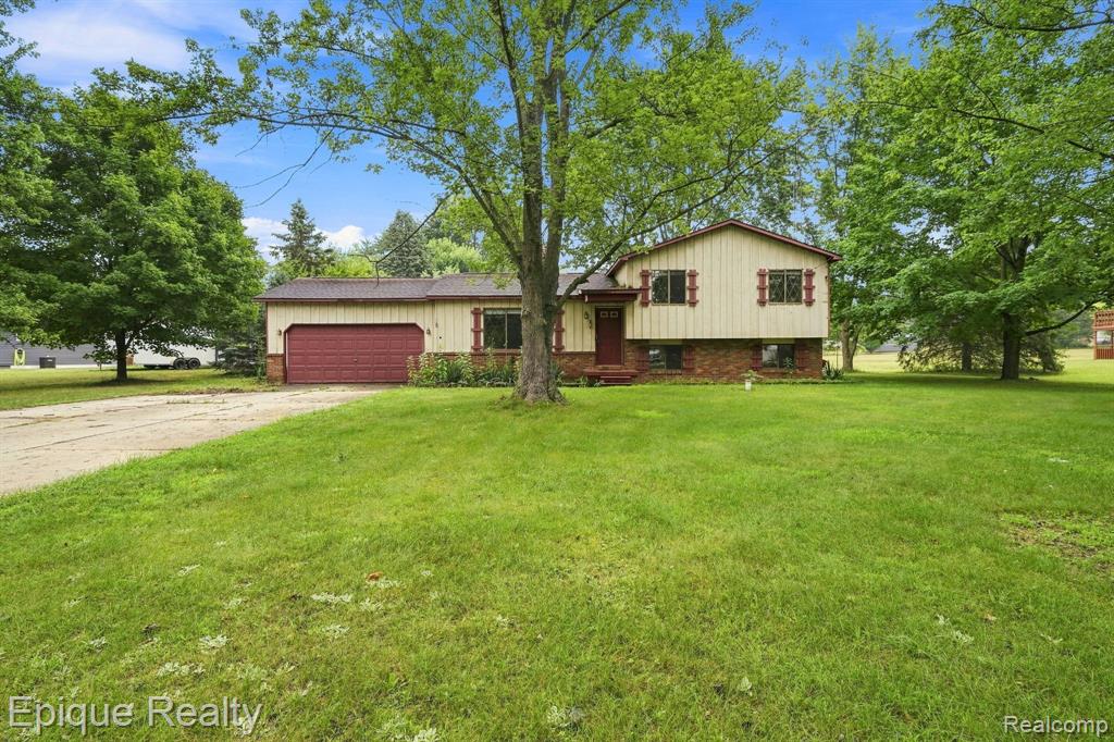 8534 Tim Tam Trail, Flushing, MI 48433