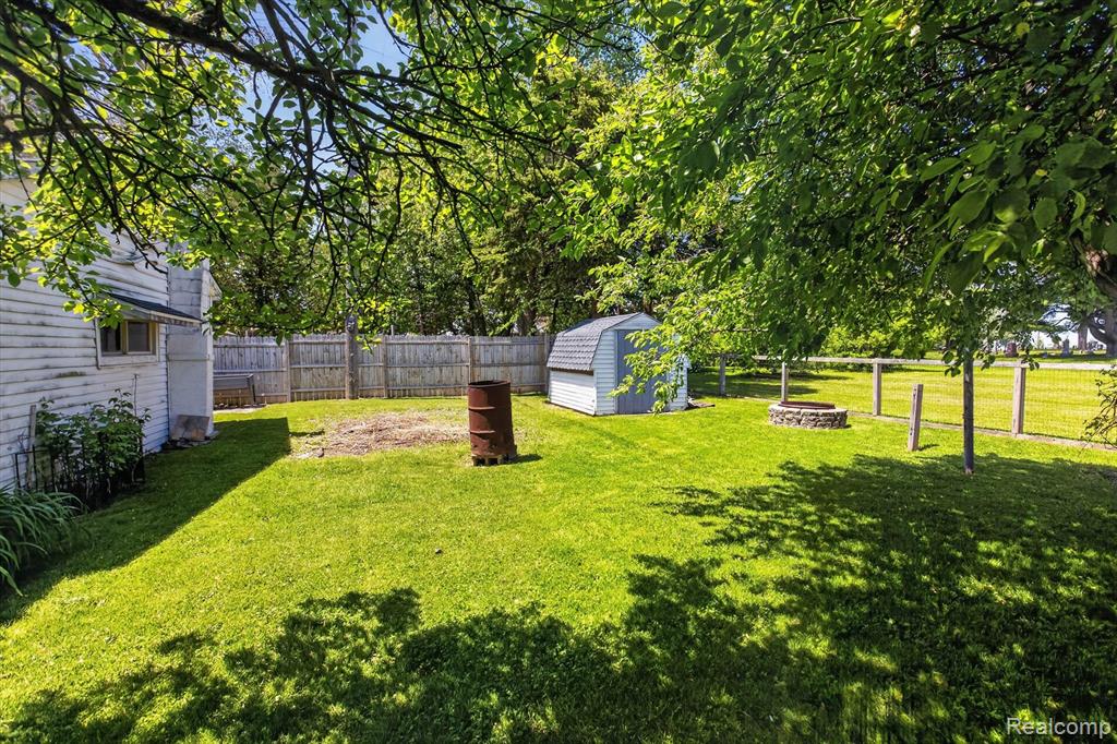 7974 W Gilford Road, Reese, MI 48757 — Photo 32