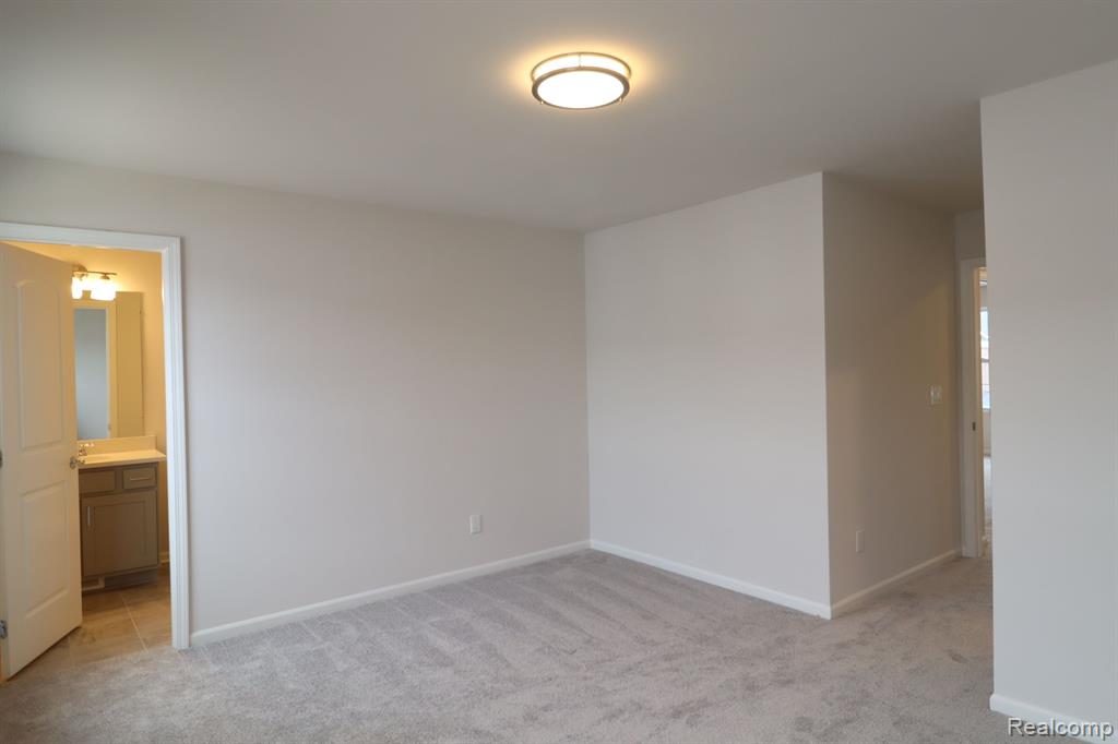 49575 LANTERN Way, Canton, MI 48188 — Photo 17