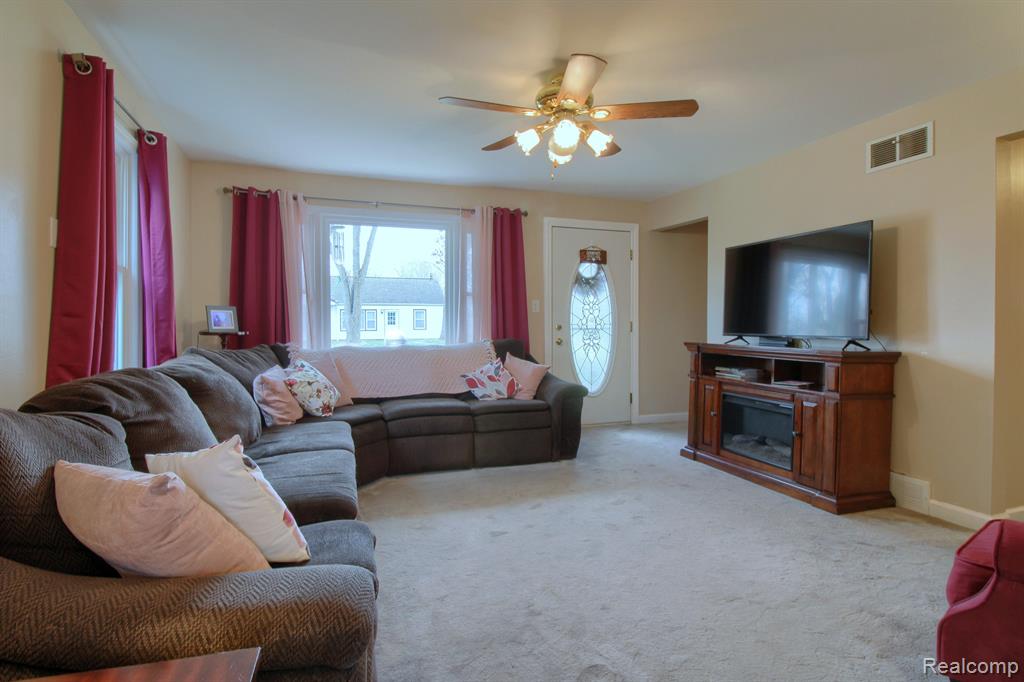 9078 BROOKLINE Avenue, Plymouth, MI 48170 — Photo 4