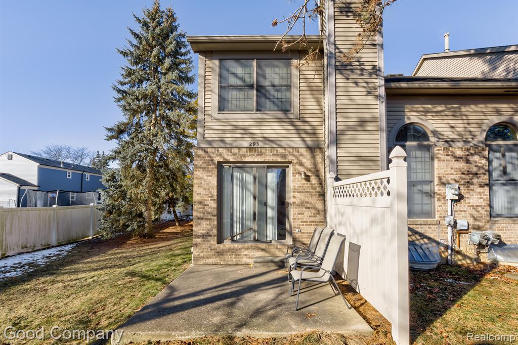 45293 HORSESHOE Circle, Canton, MI 48187 — Photo 43