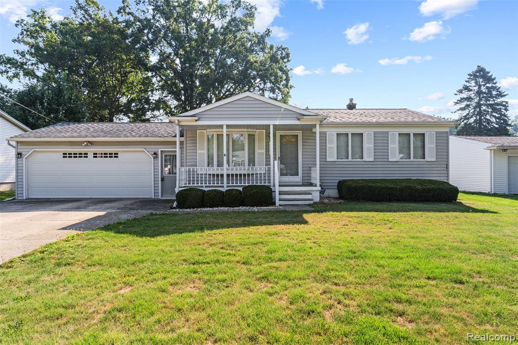 4323 Ashlawn Drive, Flint, MI 48507 — Photo 2