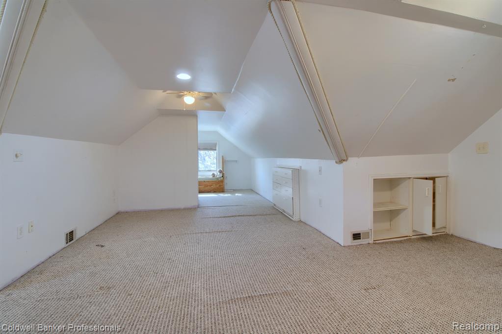 9951 TECUMSEH, Redford, MI 48239 — Photo 23